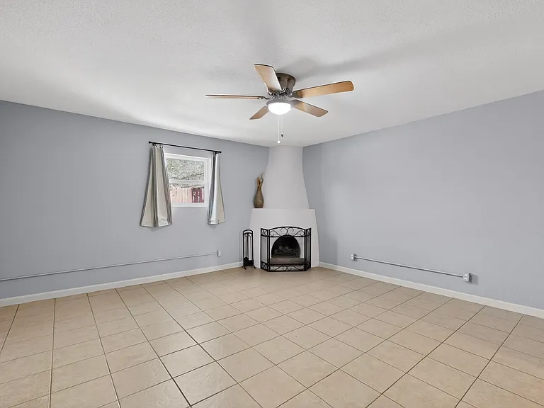 224 Hendrix Rd NW — Photo 9
