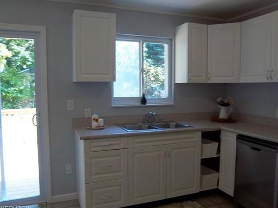 1st image of 1503 Hilton Dr