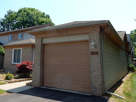 4th image of 6325 Hunter Pointe St #22