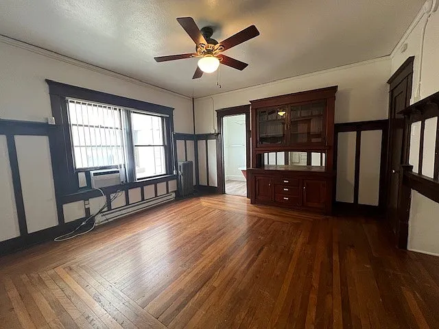 Charlemagne Apartments — Photo 2