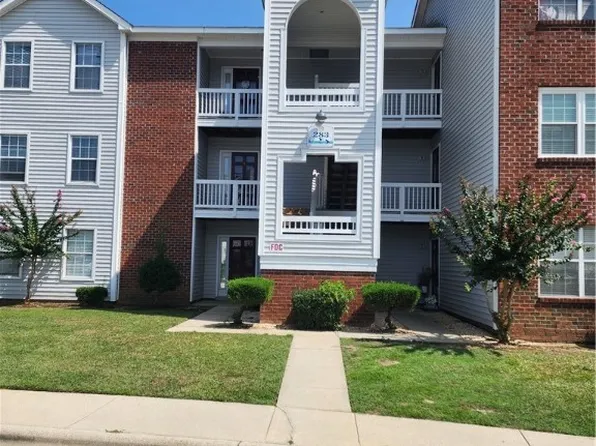 283 Waterdown Dr APT 8, Fayetteville, NC 28314