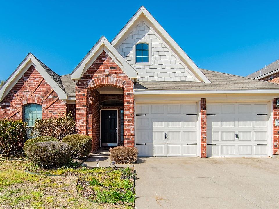 1st image of 501 Cypress Hill Dr