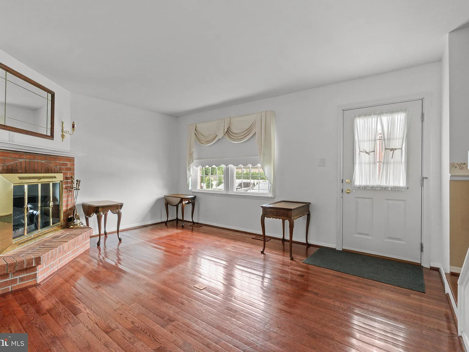 Harlan Square Condo — Photo 3