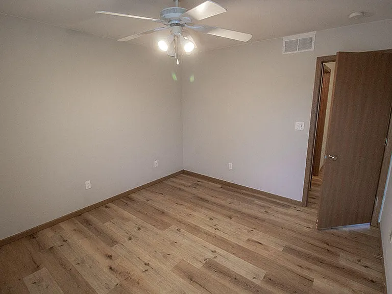 1516 Citadel Dr — Photo 27