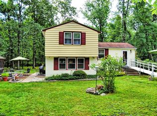 12 Burd Ln, Hopewell, NJ 08525