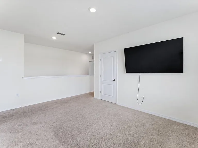 5038 Foxglove Cir — Photo 24