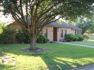 2002 N Forest Ln, Weslaco, TX 78596