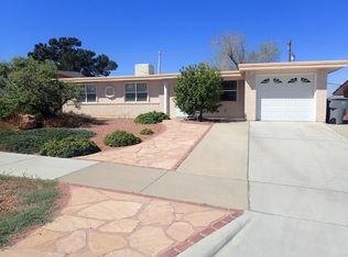 2221 Escarpa Dr, El Paso, TX 79935