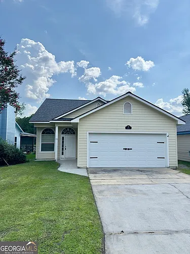 138 Hamilton Dr Photo 1