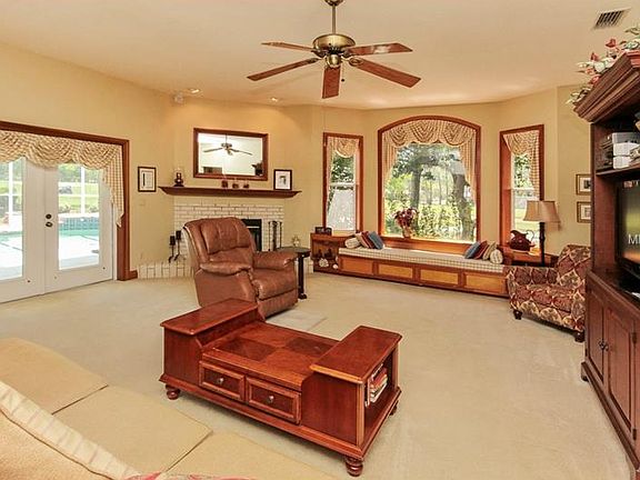 4th image of 16306 Birkdale Dr