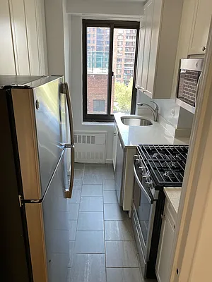 Rented by Olnick Organization | media 5