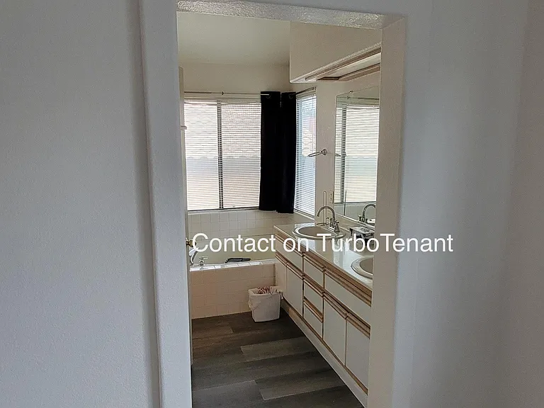 5116 Lady Di Way — Photo 10