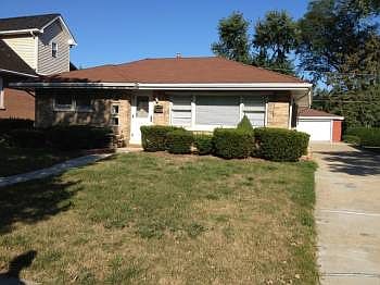 1st image of 621 Robinhood Ln