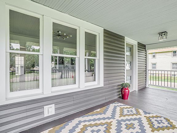 Spacious and updated porch.