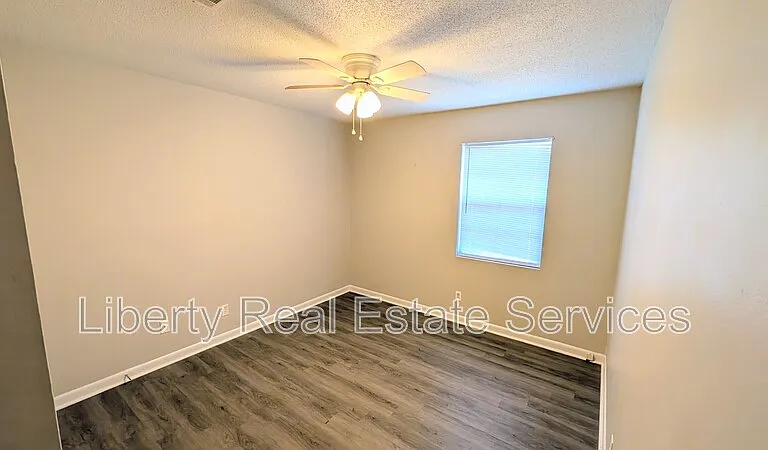 631 Fleming Rd — Photo 6