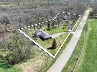 2488 Sugar Bottom Rd NE, Solon, IA 52333
