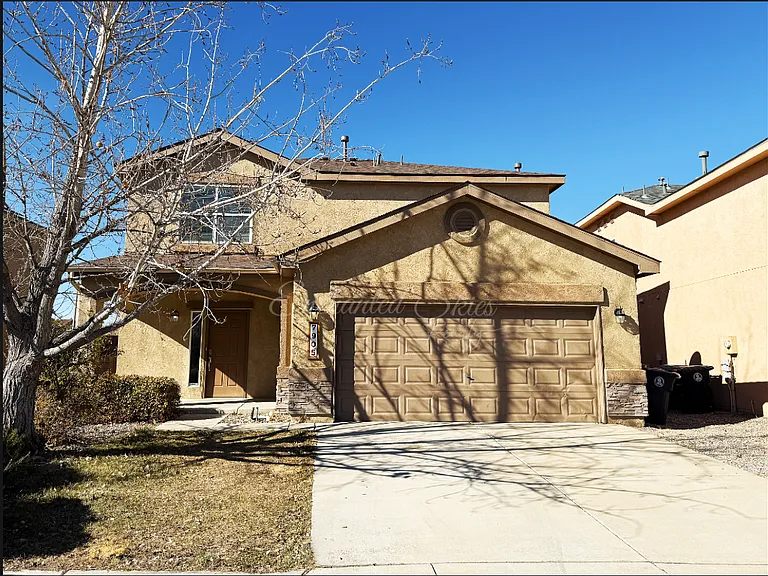 7905 Sierra Altos Pl NW — Photo 1