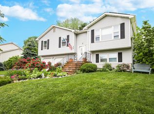 514 Woolley Dr, Neptune, NJ 07753