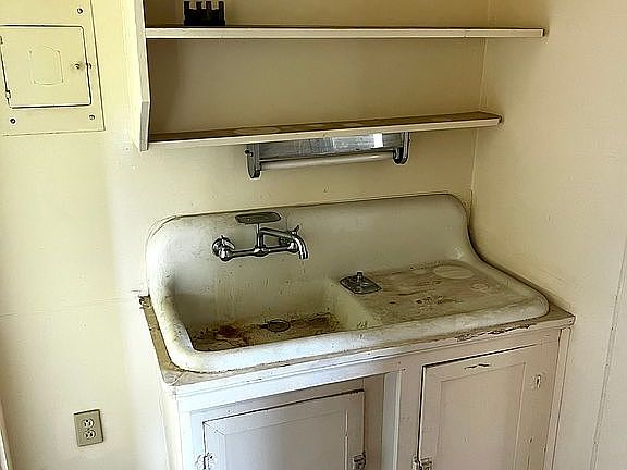 Upstairs Butler Kitchen