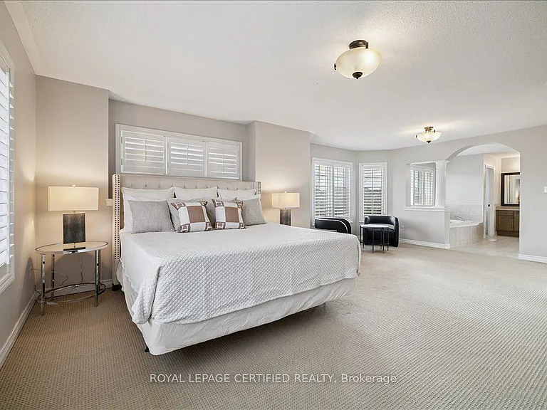 2523 Highmount Cres — Photo 27