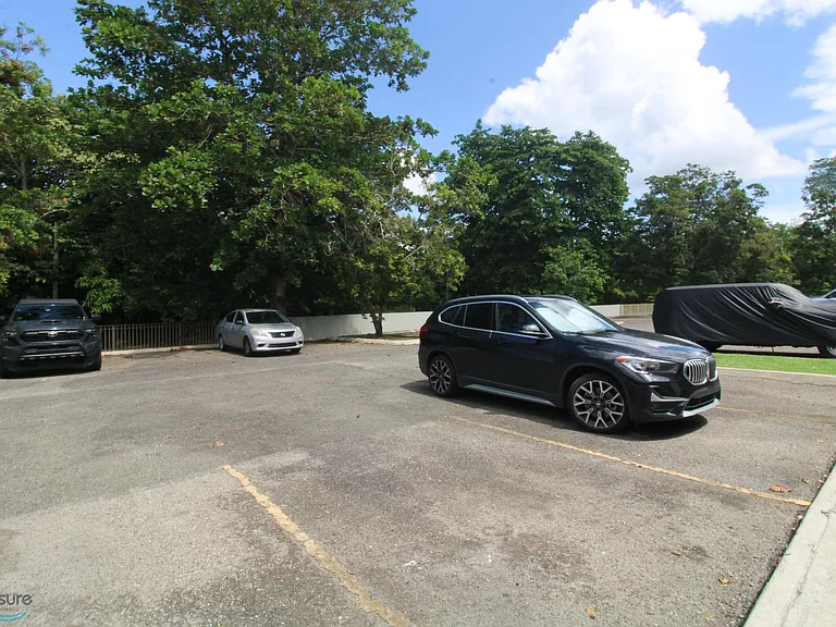 429 Km 1.2 Barrero Ctr #2 — Photo 13