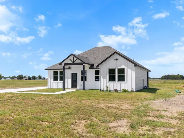 4802 County Road 4603, Commerce, TX 75428