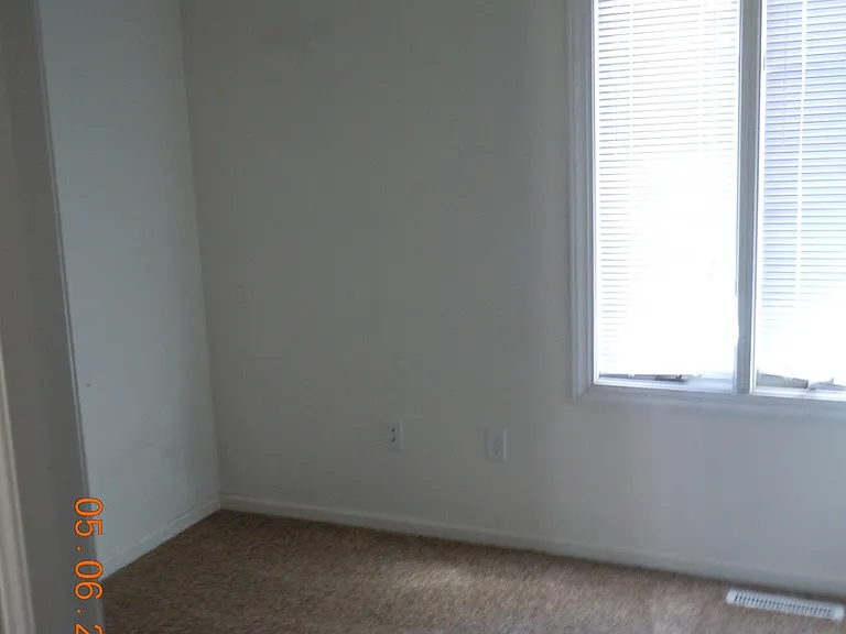 2404 Academy Rd — Photo 7