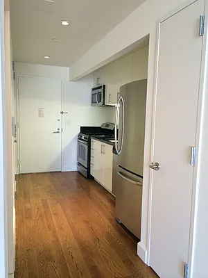Rented by Waterton Residential New York | media 17