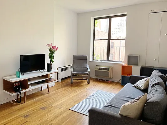 Rented by Sky Management | media 34