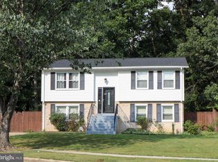 3905 Kilbourne Dr, Fort Washington, MD 20744