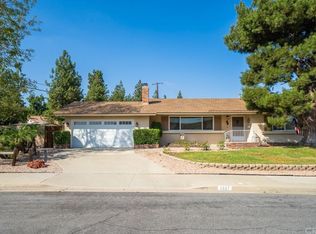 1487 Turning Bend Dr, Claremont, CA 91711
