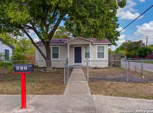 622 S San Ignacio Ave, San Antonio, TX 78237