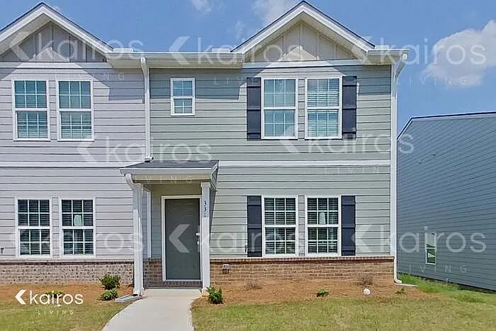 3 bed, 2.5 bath, 1522 sqft, $1,595 — Photo 1