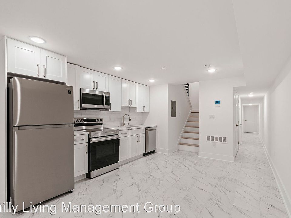 1st image of 2904 W Diamond St #1