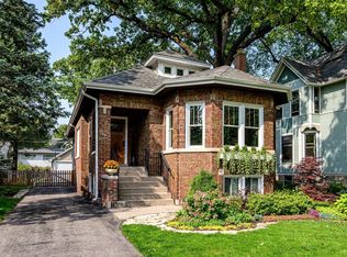704 Forest Ave, River Forest, IL 60305