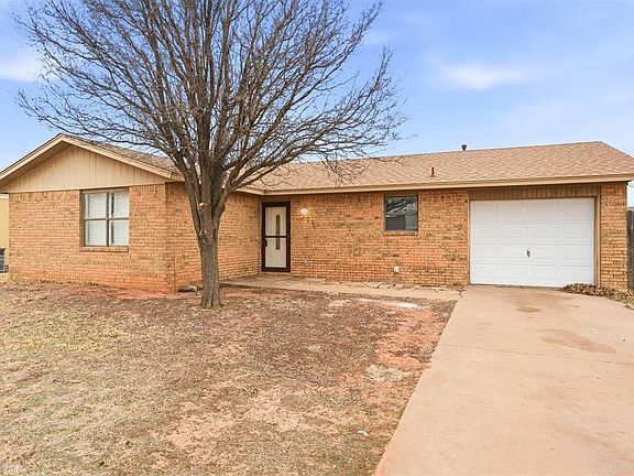 2nd image of 1009 Stewart St