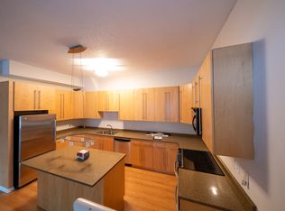 182 Mackubin St APT 6, Saint Paul, MN 55102