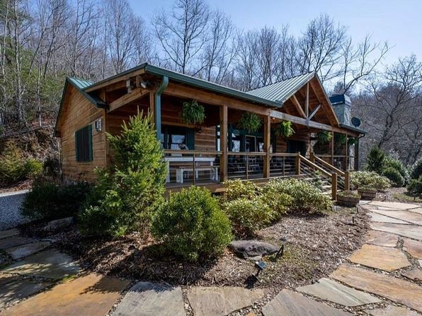 386 Preserve Valley Rd
