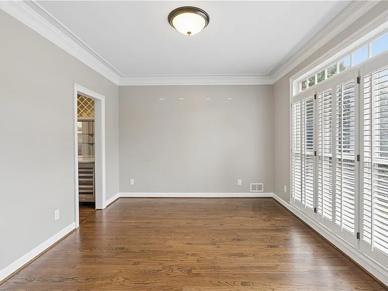 3296 Belmont Glen Dr SE — Photo 6