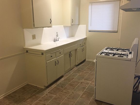 2nd image of 378 W Wilson Ave APT 2