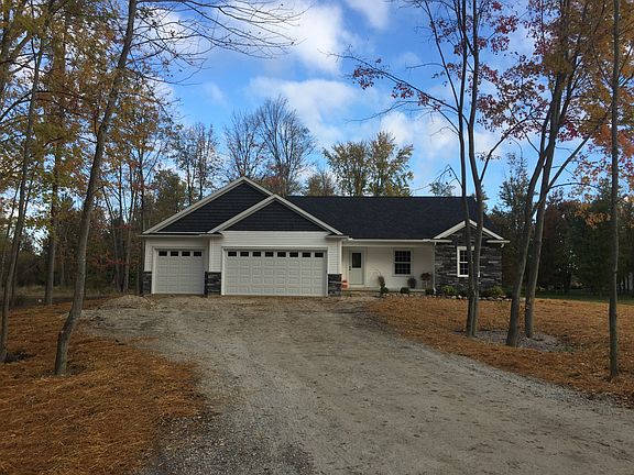 2nd image of 10930 Lambert Ln