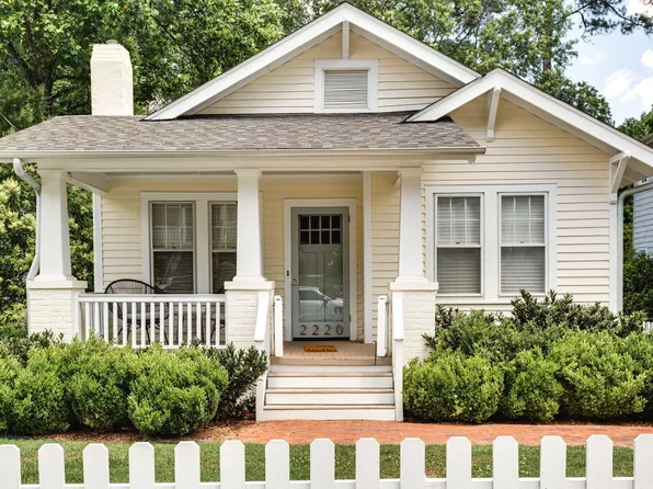 2220 Creston Rd, Raleigh, NC 27608