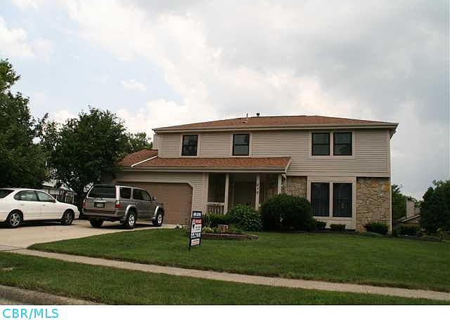 1st image of 210 Highbury Cres
