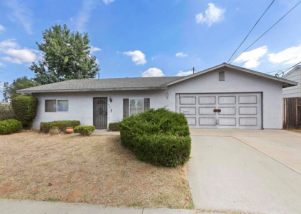 1st image of 919 S Mollison Ave