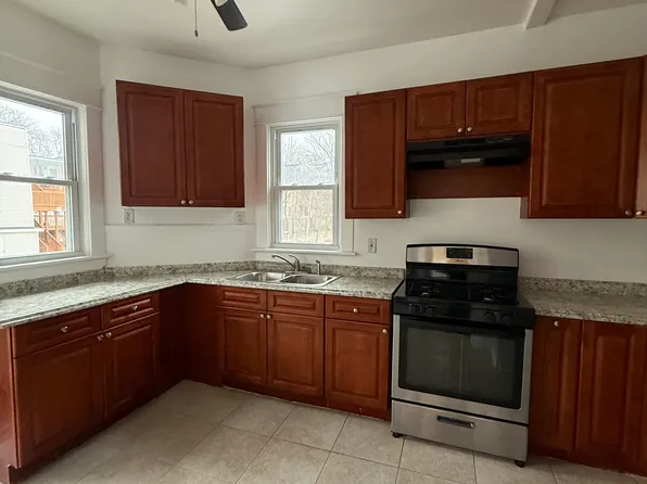 337 Myrtle Ave APT 2, Albany, NY 12208