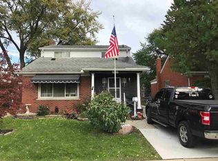 24312 Rosebud Ave, Eastpointe, MI 48021