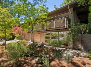 332 Canyon Dr, Portola Valley, CA 94028