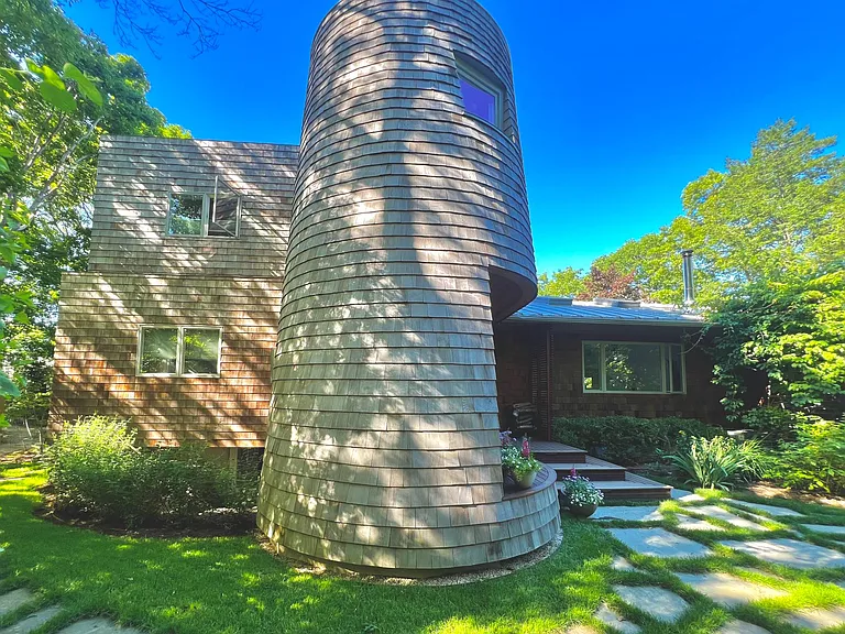 71 Island View Dr W — Photo 2