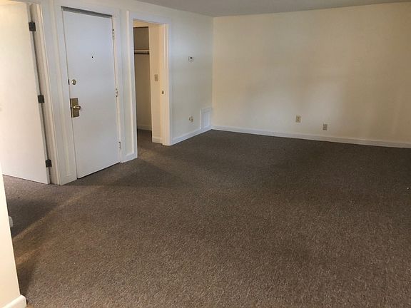 3rd image of 231 Birge St #231B