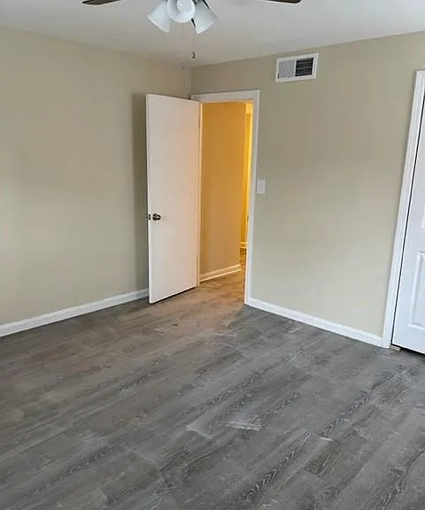 2664 Mayfield Rd #4 — Photo 5